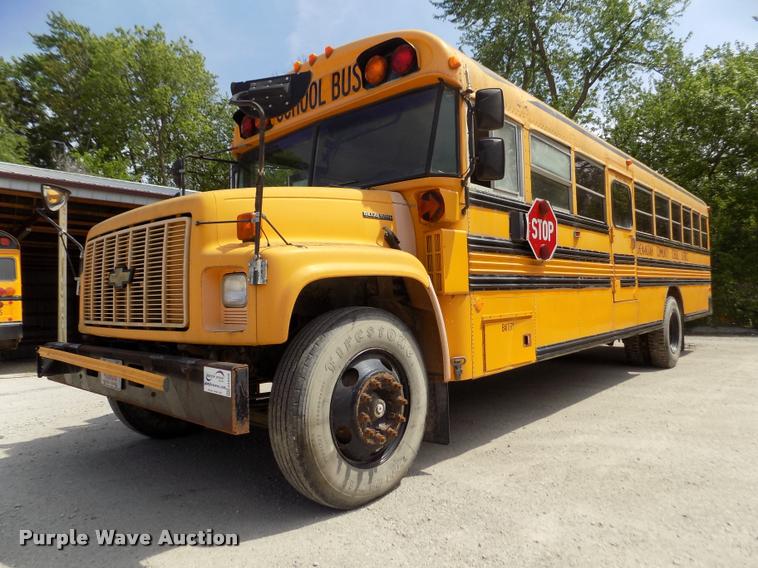 image for item DA0698 1996 Chevrolet school bus