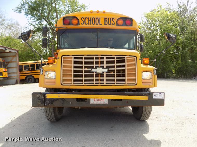image for item DA0698 1996 Chevrolet school bus