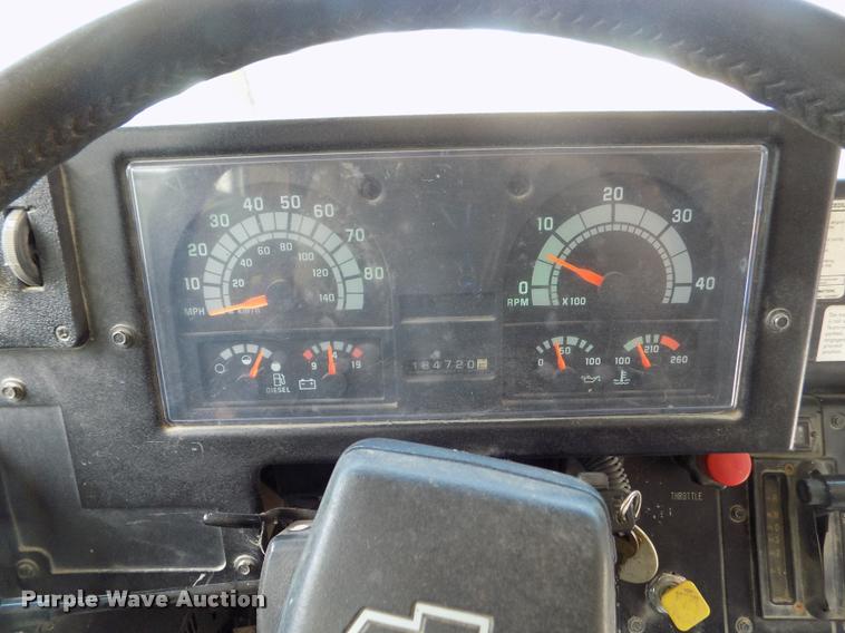 image for item DA0698 1996 Chevrolet school bus