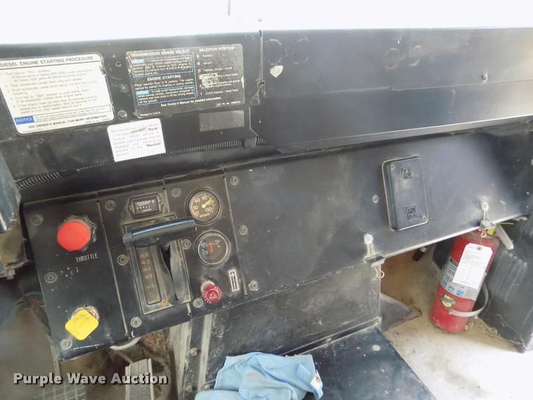 image for item DA0698 1996 Chevrolet school bus