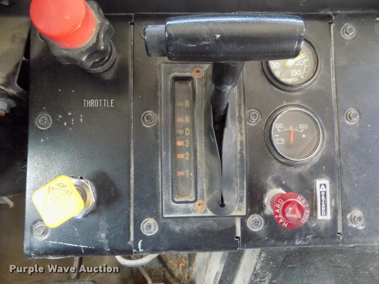 image for item DA0698 1996 Chevrolet school bus