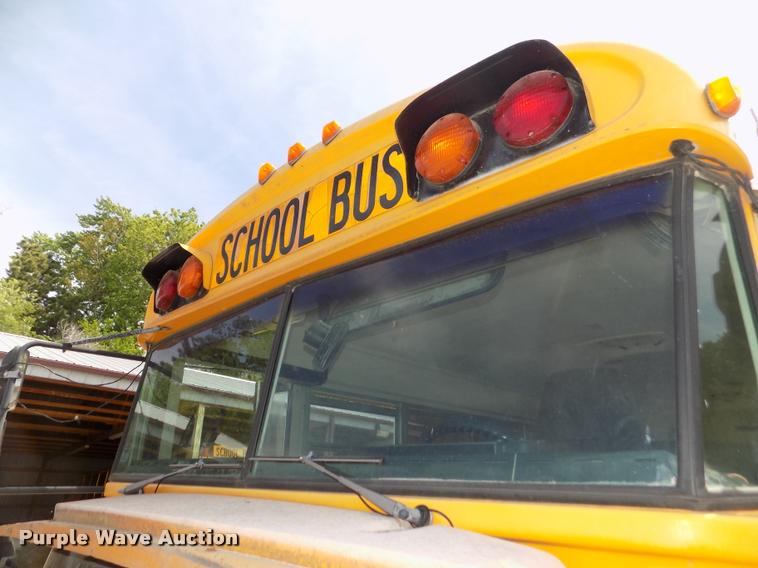 image for item DA0698 1996 Chevrolet school bus