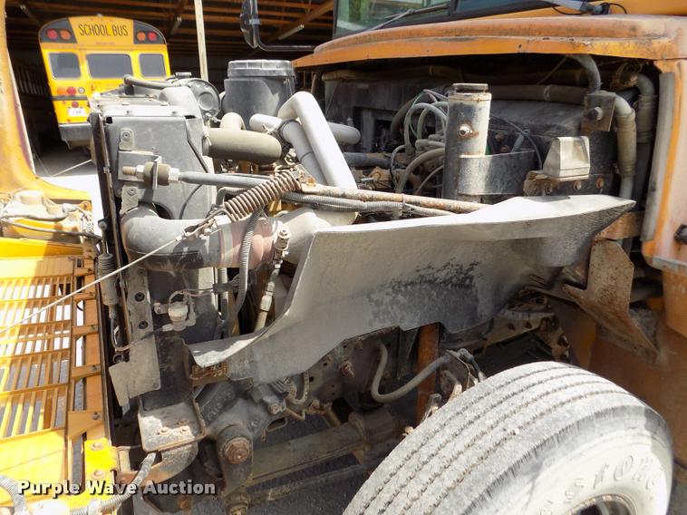 image for item DA0698 1996 Chevrolet school bus