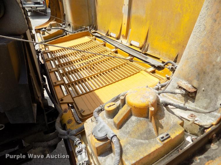 image for item DA0698 1996 Chevrolet school bus