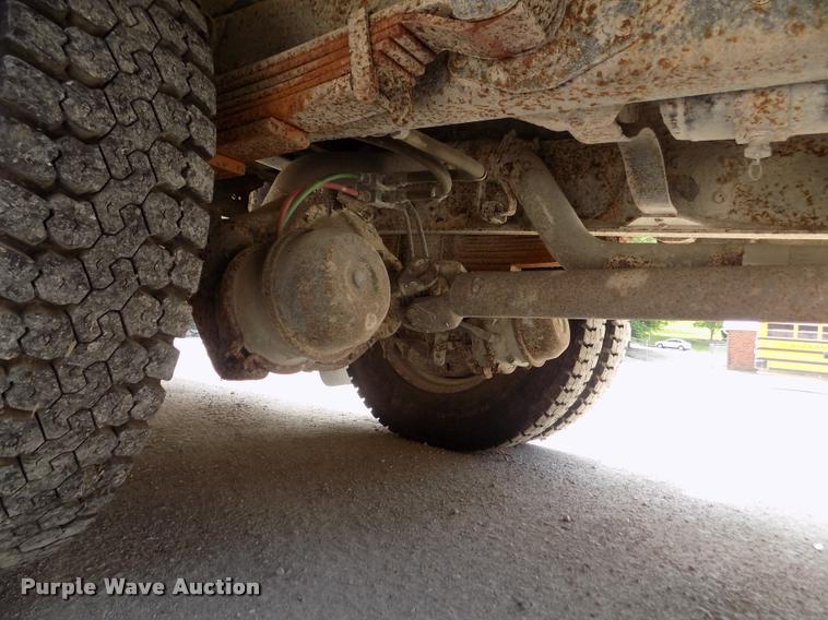 image for item DA0698 1996 Chevrolet school bus