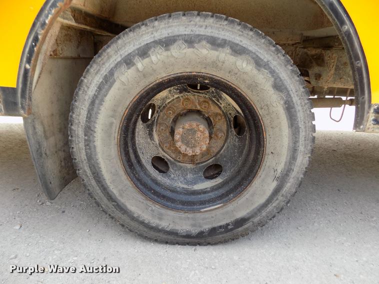 image for item DA0698 1996 Chevrolet school bus