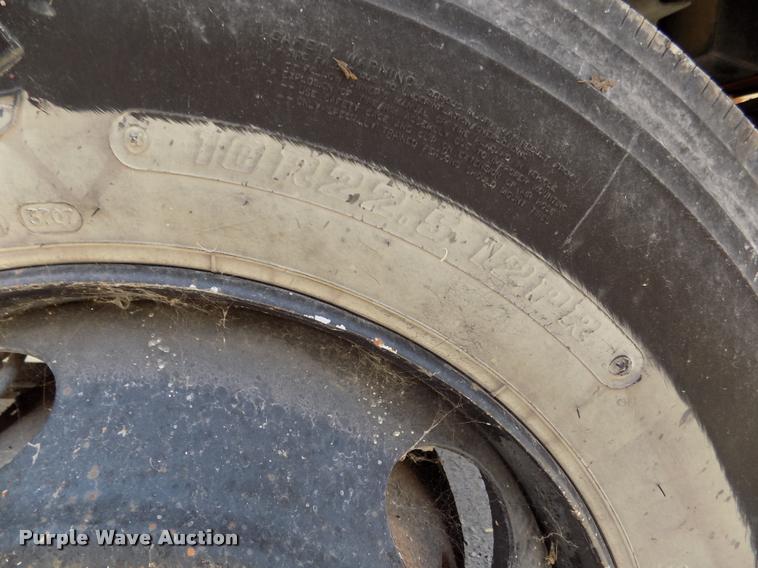 image for item DA0698 1996 Chevrolet school bus