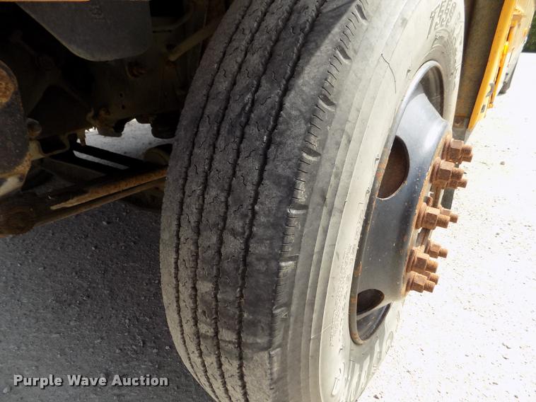 image for item DA0699 1997 Chevrolet school bus