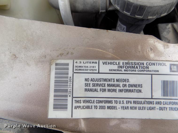 image for item DA0700 2003 Chevrolet Astro van