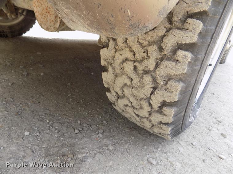 image for item DA0700 2003 Chevrolet Astro van