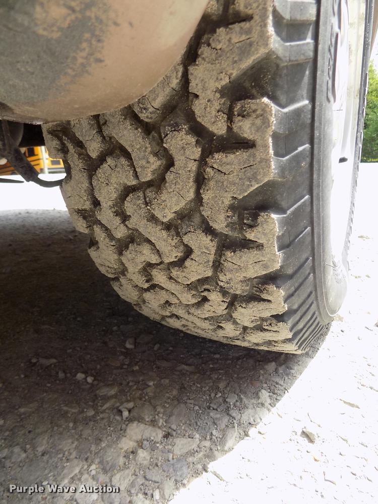 image for item DA0700 2003 Chevrolet Astro van