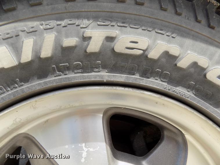 image for item DA0700 2003 Chevrolet Astro van