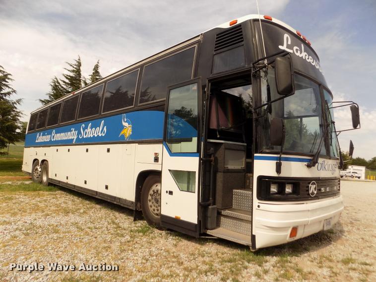 image for item DA0705 1995 Setra S215HDH coach bus