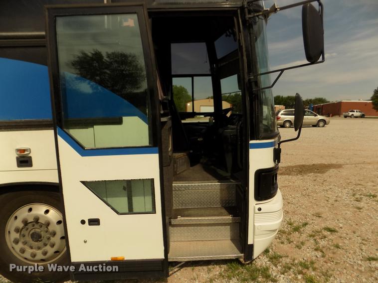 image for item DA0705 1995 Setra S215HDH coach bus