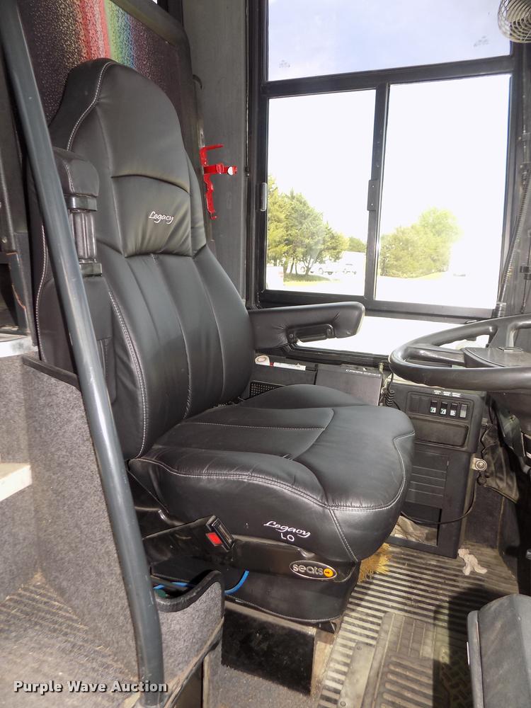 image for item DA0705 1995 Setra S215HDH coach bus