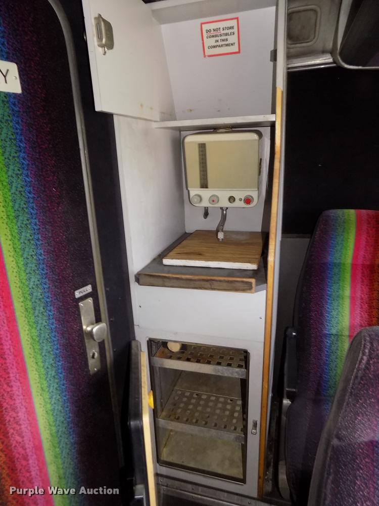 image for item DA0705 1995 Setra S215HDH coach bus