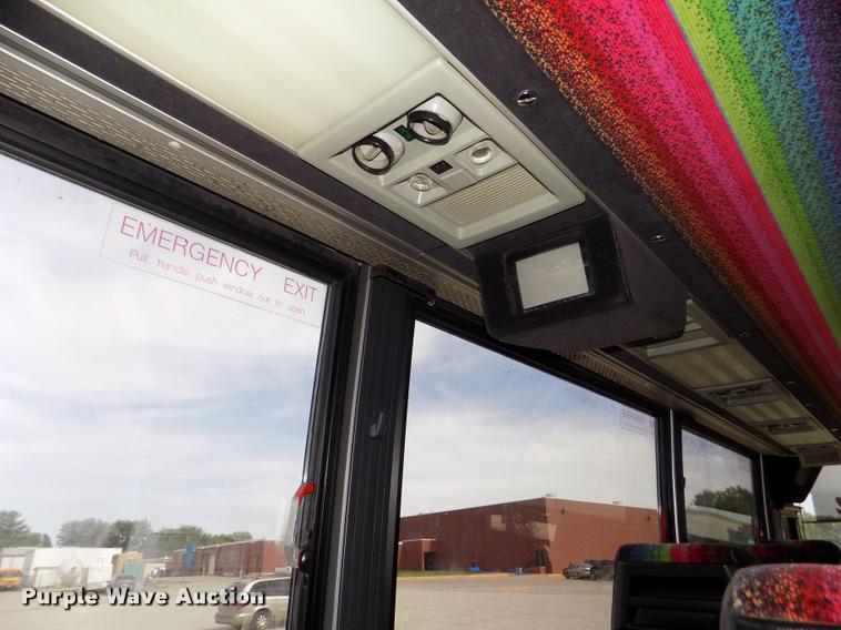 image for item DA0705 1995 Setra S215HDH coach bus