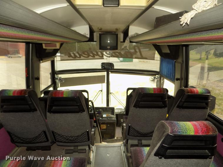 image for item DA0705 1995 Setra S215HDH coach bus