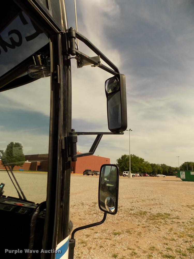 image for item DA0705 1995 Setra S215HDH coach bus