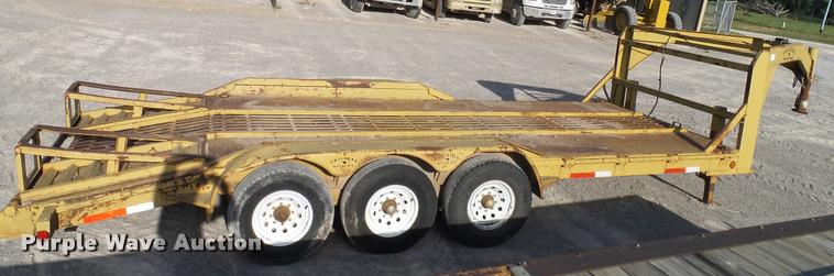 image for item DA6118 1997 Childers equipment trailer