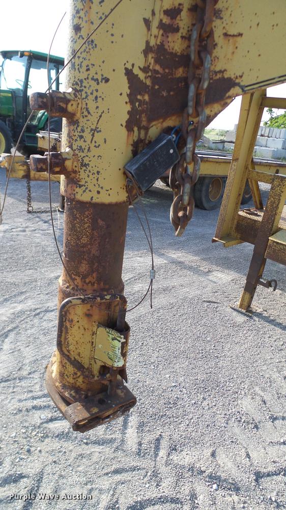 image for item DA6118 1997 Childers equipment trailer