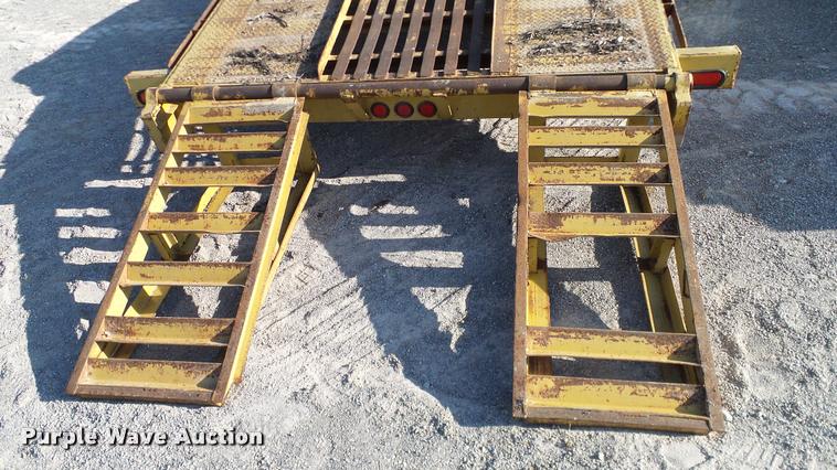 image for item DA6118 1997 Childers equipment trailer