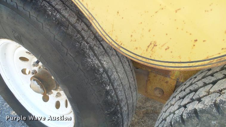 image for item DA6118 1997 Childers equipment trailer