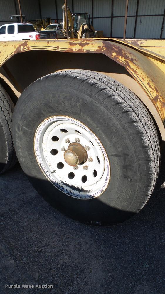 image for item DA6118 1997 Childers equipment trailer