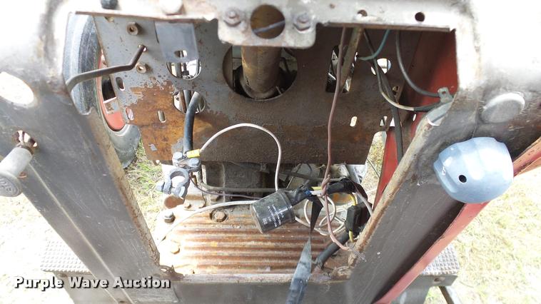 image for item DA6120 Massey-Ferguson 175 tractor