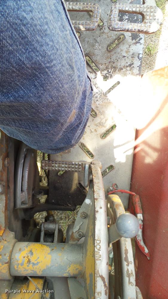 image for item DA6120 Massey-Ferguson 175 tractor