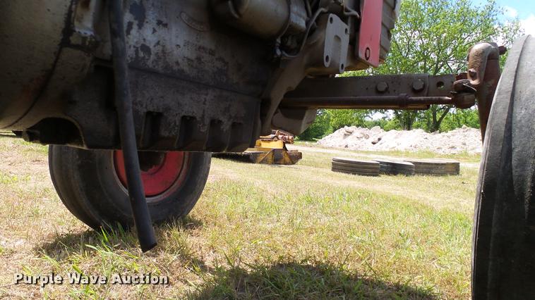 image for item DA6120 Massey-Ferguson 175 tractor