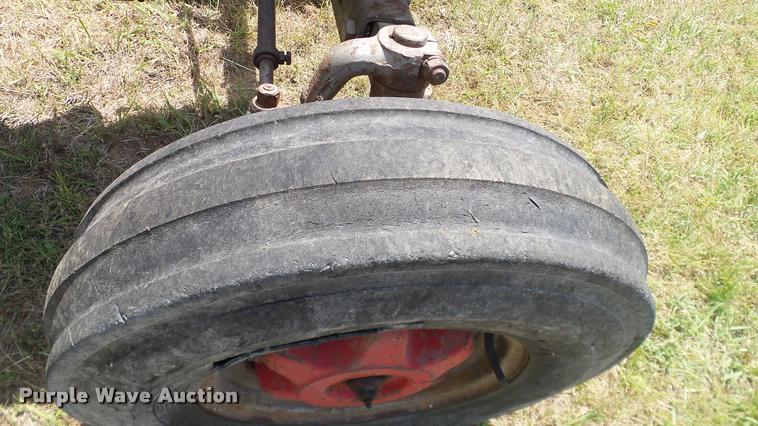 image for item DA6120 Massey-Ferguson 175 tractor