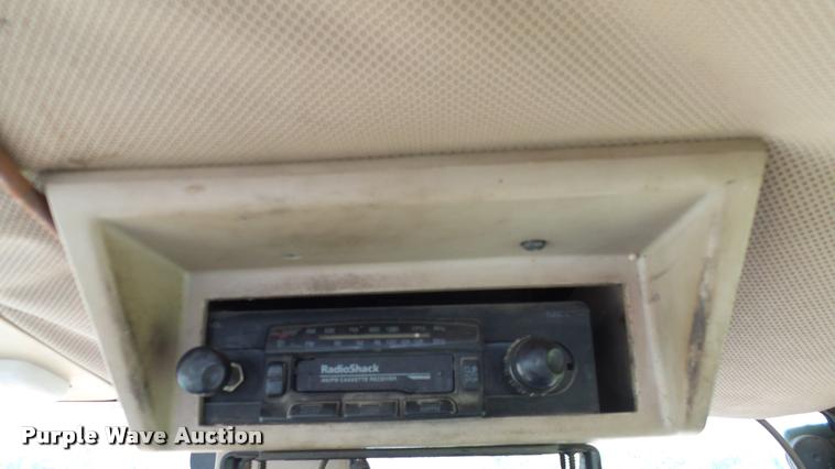 image for item DA6121 1998 John Deere 6310 tractor