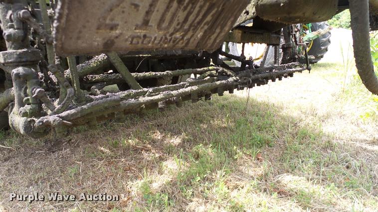 image for item DA6122 1977 Ford F600 oil distributor truck