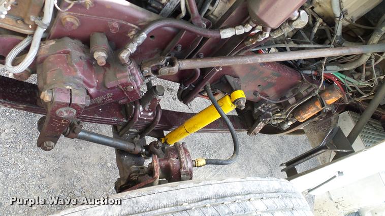 image for item DA6123 1986 Freightliner FLC semi truck