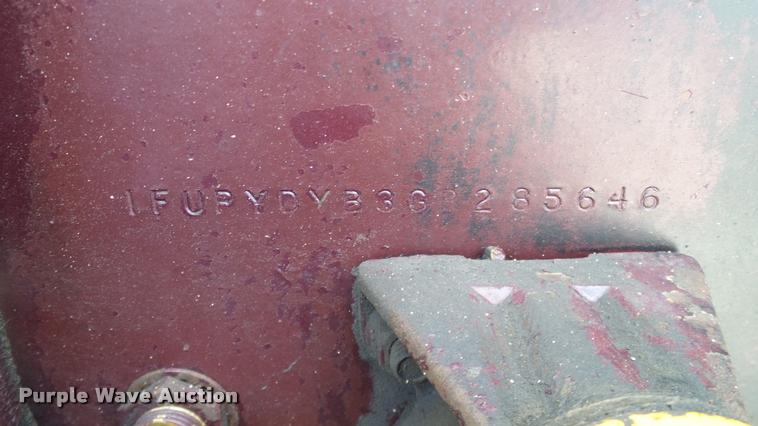 image for item DA6123 1986 Freightliner FLC semi truck