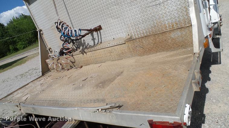 image for item DA6123 1986 Freightliner FLC semi truck