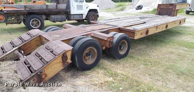 image for item DA6125 1971 Load Craft L-25-R equipment trailer