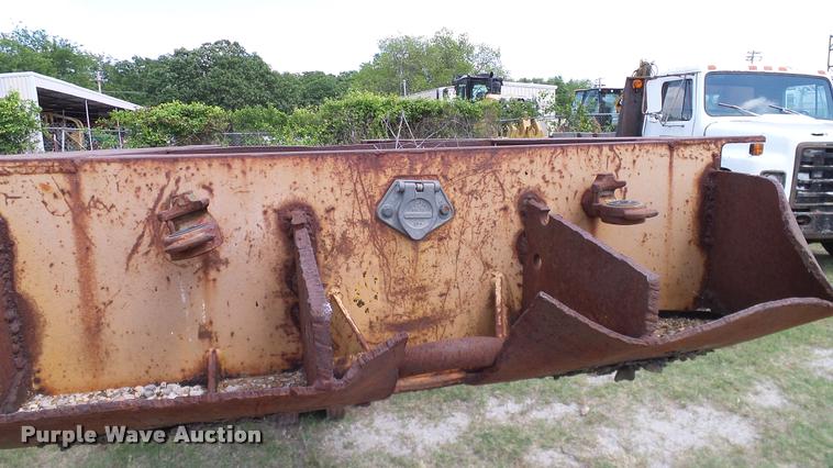 image for item DA6125 1971 Load Craft L-25-R equipment trailer