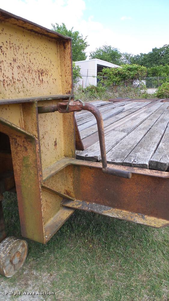 image for item DA6125 1971 Load Craft L-25-R equipment trailer