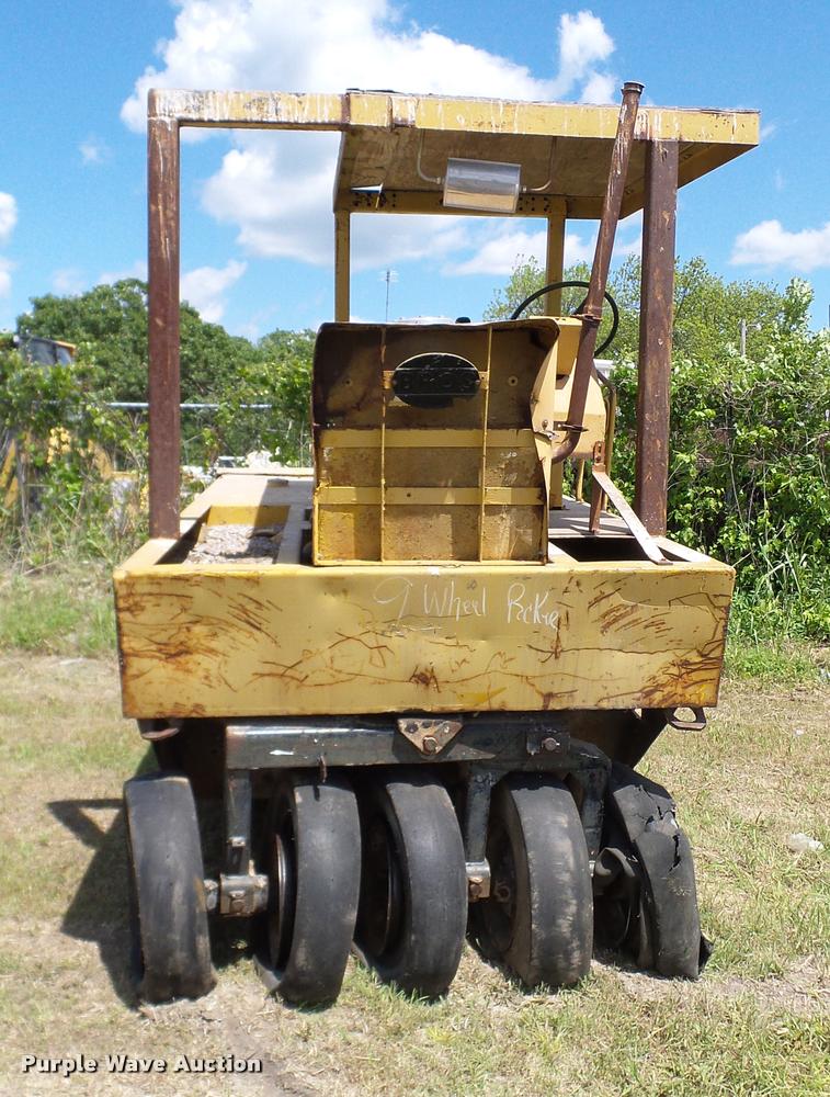 image for item DA6128 Bros SP3000 pneumatic roller