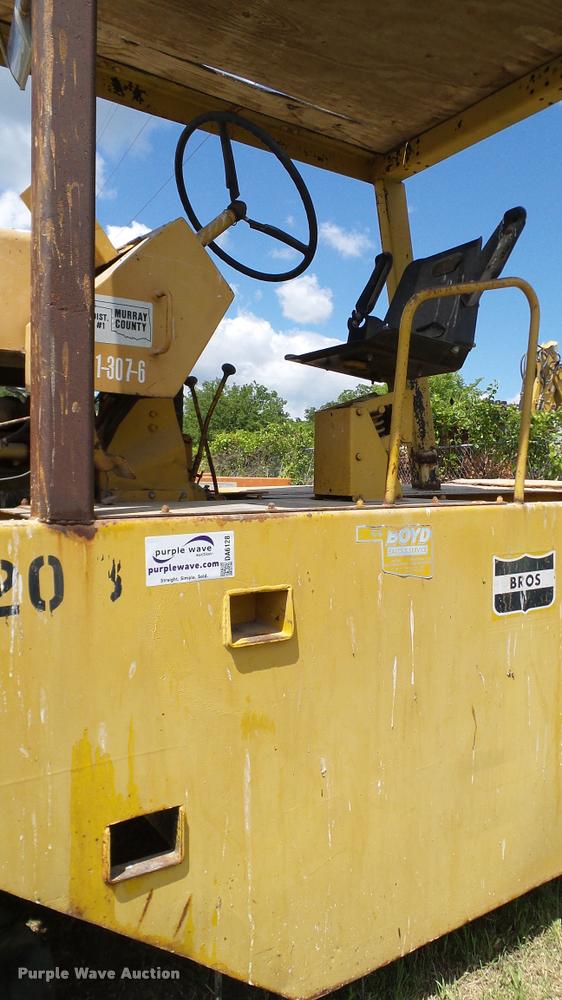 image for item DA6128 Bros SP3000 pneumatic roller