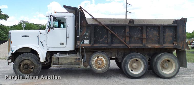 image for item DA6129 1987 Freightliner FLC dump truck