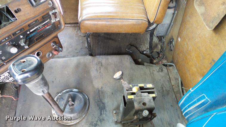 image for item DA6129 1987 Freightliner FLC dump truck