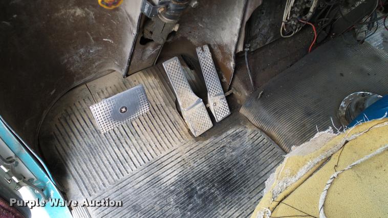 image for item DA6129 1987 Freightliner FLC dump truck