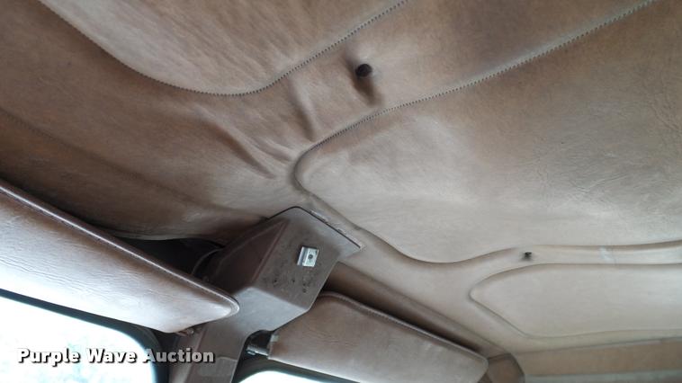 image for item DA6129 1987 Freightliner FLC dump truck