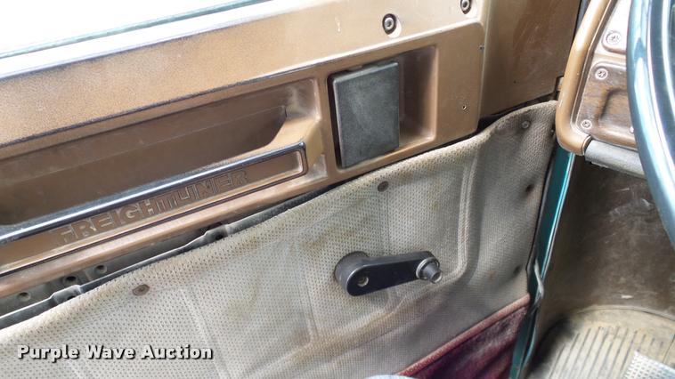 image for item DA6129 1987 Freightliner FLC dump truck