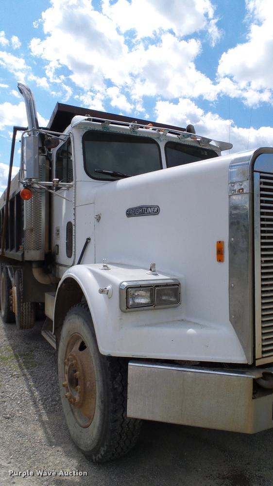 image for item DA6129 1987 Freightliner FLC dump truck