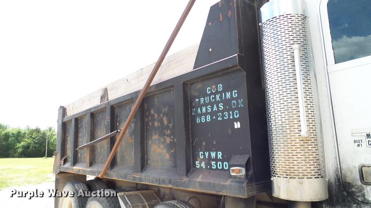 image for item DA6129 1987 Freightliner FLC dump truck
