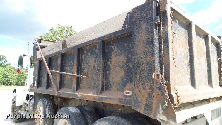 image for item DA6129 1987 Freightliner FLC dump truck